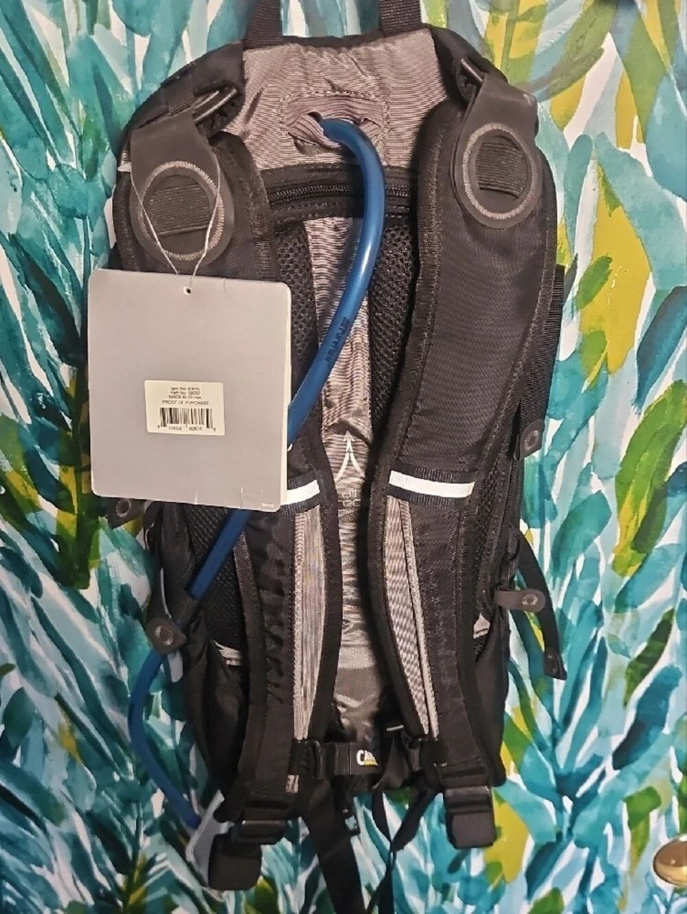 CamelBak M.U.L.E. 100 Oz (3 L) Black and Gray Hydration Pack NWT